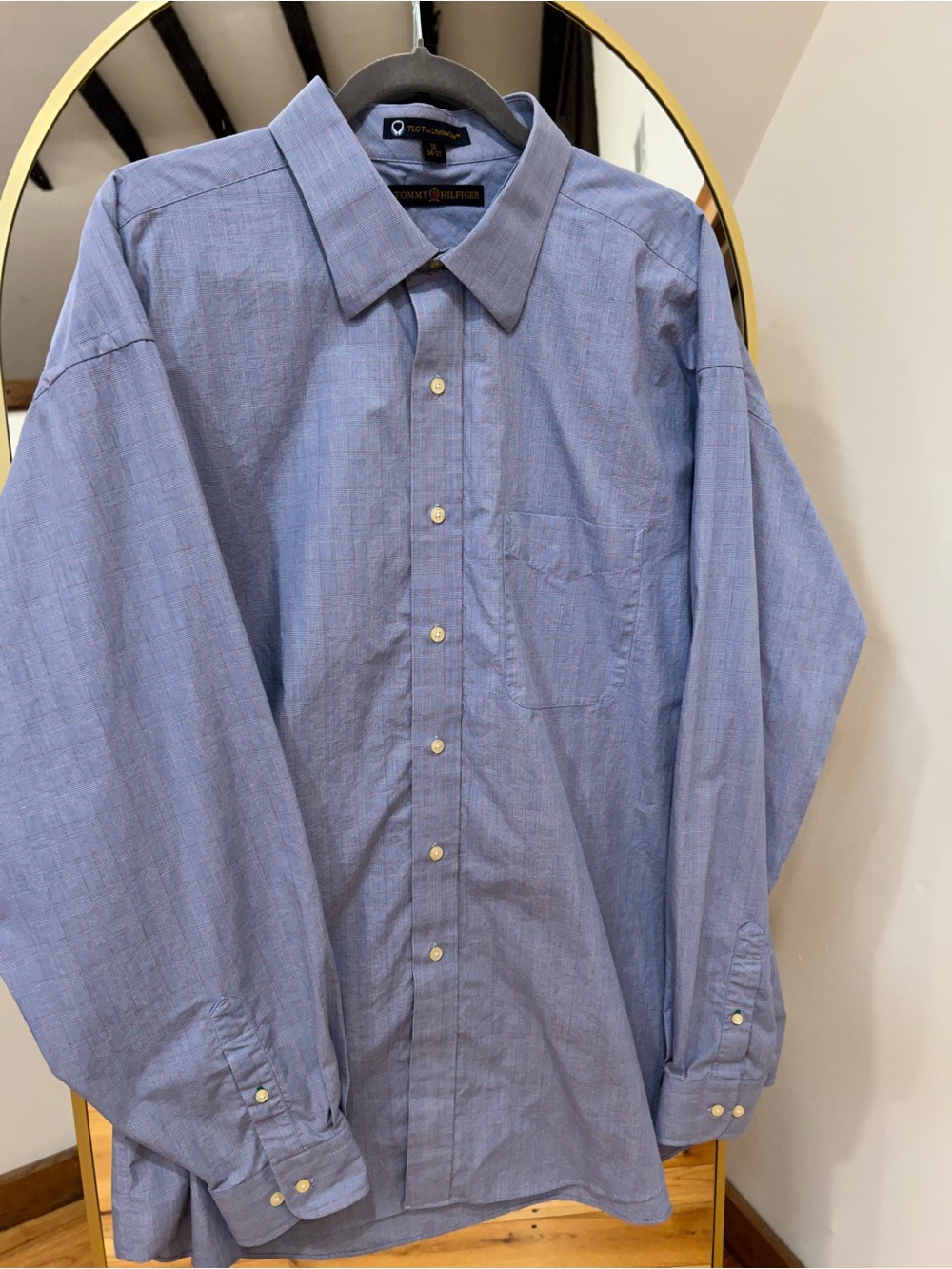 Vintage Tommy Hilfiger 100% Cotton Men’s Shirt Size 18 Neck (36-37). EUC